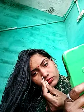 Snapshot of Pushpa_hotty chatting on 04/01/26, 03:40 Pushpa hotty online show from 04/01/26, 03:40