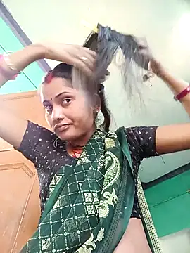 Pushpa hotty online show from 04/19/26, 03:06