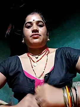 Hot kamla online show from 05/15/26, 10:50