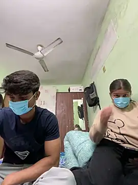 Snapshot of Cute_hotzara chatting on 12/15/25, 05:12 Cute hotzara online show from 12/15/25, 05:12