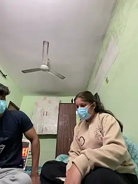 Snapshot of Cute_hotzara chatting on 12/16/25, 04:50 Cute hotzara online show from 12/16/25, 04:50