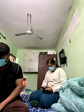 Snapshot of Cute_hotzara chatting on 12/19/25, 04:52 Cute hotzara online show from 12/19/25, 04:52