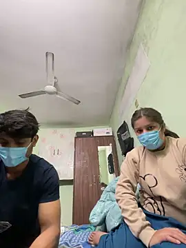 Snapshot of Cute_hotzara chatting on 12/20/25, 04:41 Cute hotzara online show from 12/20/25, 04:41