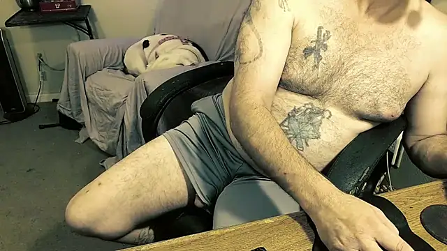 Snapshot of MrBigginTX chatting on 02/09/26, 11:14 MrBigginTX online show from 02/09/26, 11:14