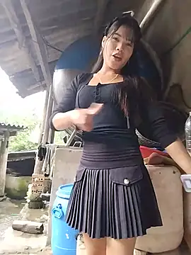 Snapshot of gugu0022 chatting on 05/11/26, 11:24 gugu0022 online show from 05/11/26, 11:24