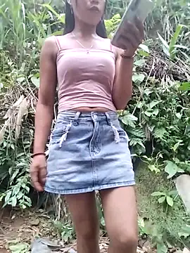 Snapshot of gugu0022 chatting on 06/20/26, 11:35 gugu0022 online show from 06/20/26, 11:35