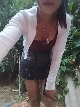 Snapshot of gugu0022 chatting on 07/10/26, 11:57 gugu0022 online show from 07/10/26, 11:57