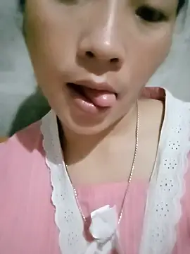 Snapshot of Micky_baby chatting on 06/25/26, 05:17 Micky baby online show from 06/25/26, 05:17