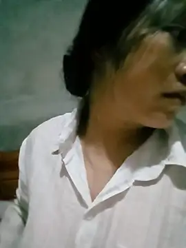 Snapshot of Micky_baby chatting on 07/25/26, 04:04 Micky baby online show from 07/25/26, 04:04