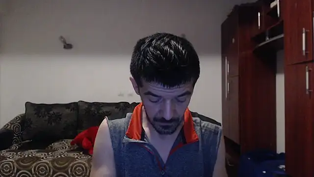 Snapshot of Dale_E chatting on 12/19/24, 05:07 Dale E online show from 12/19/24, 05:07