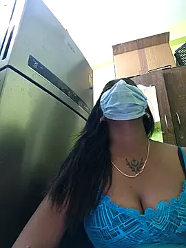 Snapshot of Dharshini98 chatting on 12/04/25, 04:59 Dharshini98 online show from 12/04/25, 04:59