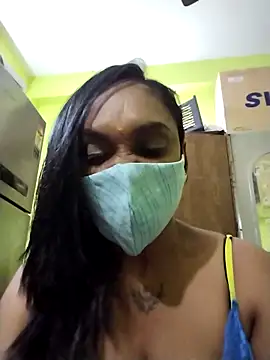 Snapshot of Dharshini98 chatting on 01/05/26, 07:06 Dharshini98 online show from 01/05/26, 07:06