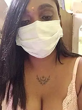 Snapshot of Dharshini98 chatting on 01/11/26, 02:05 Dharshini98 online show from 01/11/26, 02:05