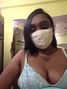 Snapshot of Dharshini98 chatting on 02/20/26, 10:05 Dharshini98 online show from 02/20/26, 10:05