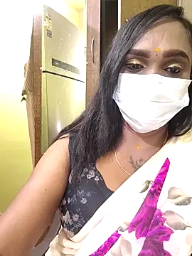 Snapshot of Dharshini98 chatting on 03/01/26, 02:08 Dharshini98 online show from 03/01/26, 02:08