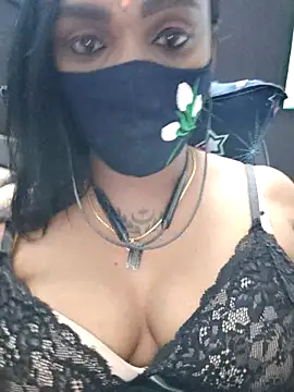 Snapshot of Dharshini98 chatting on 03/12/26, 06:14 Dharshini98 online show from 03/12/26, 06:14