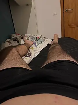 Snapshot of Yannick04 chatting on 11/19/25, 01:38 Yannick04 online show from 11/19/25, 01:38