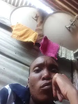 Beverlygurlx6 online show from 02/11/26, 01:27