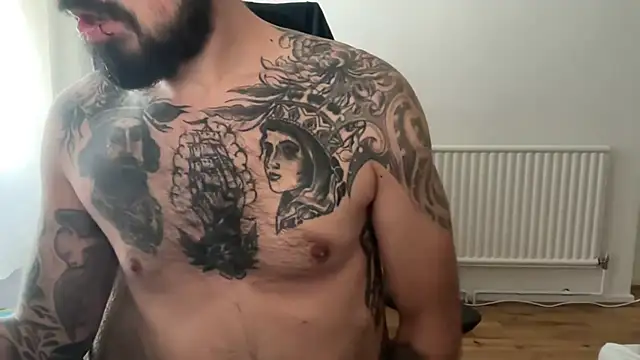 Snapshot of TattedUpSir chatting on 11/13/25, 12:15 TattedUpSir online show from 11/13/25, 12:15