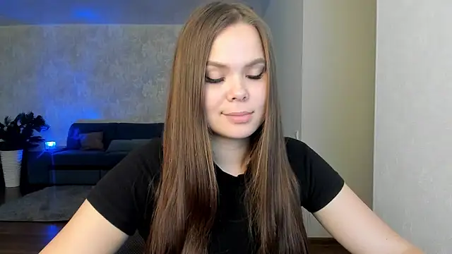 Snapshot of Kira_love_81 chatting on 05/10/26, 04:17 Kira love 81 online show from 05/10/26, 04:17