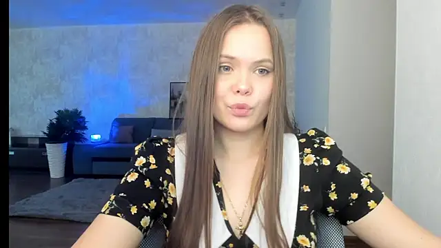 Snapshot of Kira_love_81 chatting on 05/14/26, 12:12 Kira love 81 online show from 05/14/26, 12:12