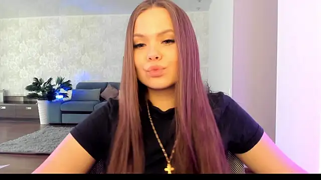 Kira love 81 online show from 05/24/26, 04:17