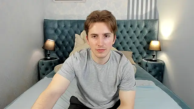 Snapshot of MarkYeti chatting on 03/13/26, 07:31 MarkYeti online show from 03/13/26, 07:31