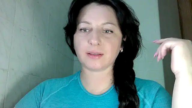 MelinaAx online show from 05/04/26, 07:32