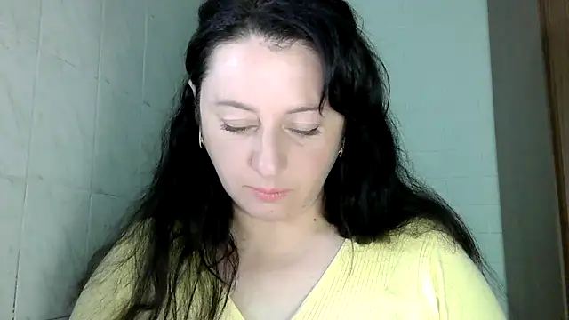 MelinaAx online show from 05/12/26, 07:16