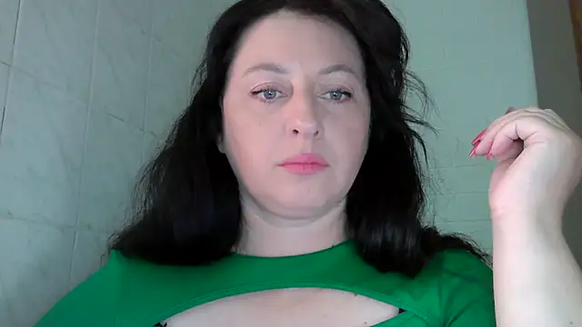 MelinaAx online show from 06/17/26, 07:33