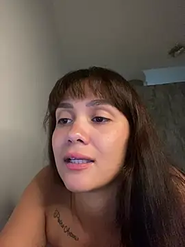 carolsapequinha online show from 04/16/26, 09:39