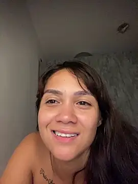 Snapshot of carolsapequinha chatting on 05/16/26, 12:48 carolsapequinha online show from 05/16/26, 12:48