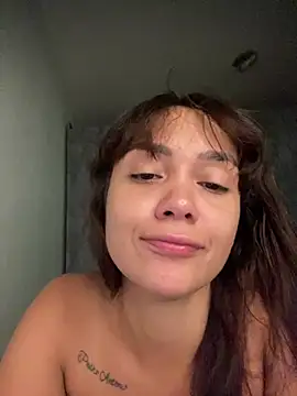 Snapshot of carolsapequinha chatting on 05/20/26, 11:27 carolsapequinha online show from 05/20/26, 11:27