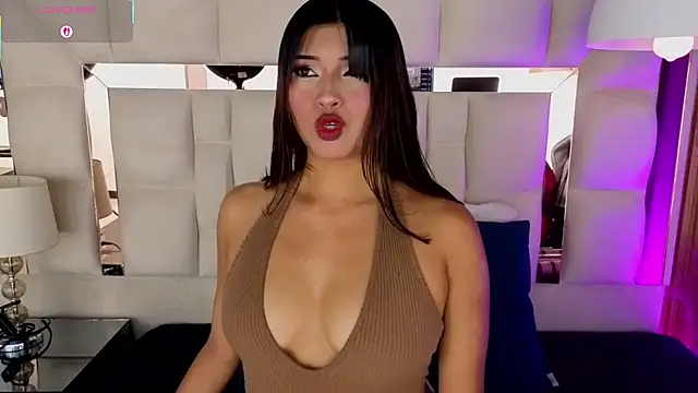 IssaJones  online show from 06/28/26, 04:18