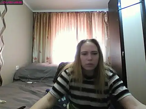 JenniDeep online show from 03/31/26, 07:42