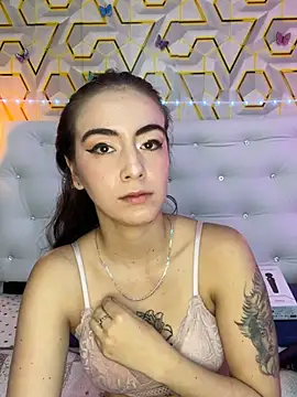 MelanyyJhonson15 online show from 05/08/26, 03:23