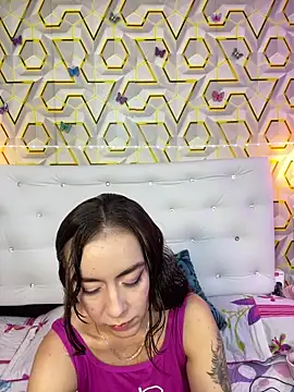 MelanyyJhonson15 online show from 05/14/26, 02:29