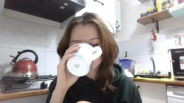 DeenaCaho online show from 12/13/25, 07:53