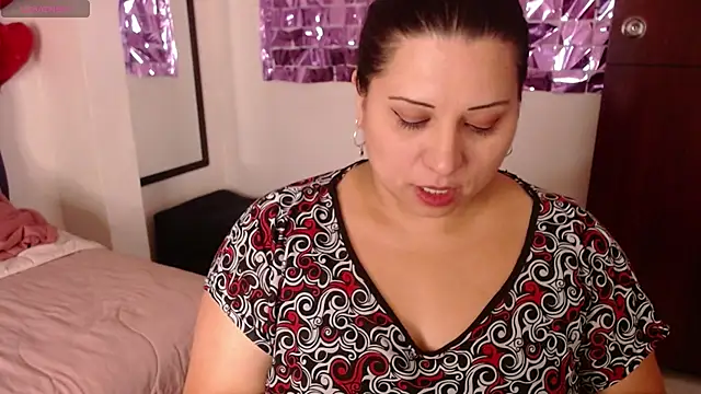 Catalinajane1 online show from 05/08/26, 07:41