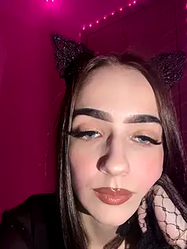 Snapshot of playful_pantherr chatting on 11/18/25, 08:57 playful pantherr online show from 11/18/25, 08:57