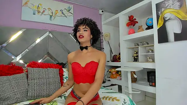 Zaira sofiaa online show from 05/05/26, 02:30