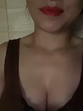 Snapshot of Diana-sexyy chatting on 05/11/26, 06:30 Diana-sexyy online show from 05/11/26, 06:30