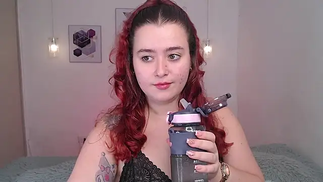 Snapshot of selene_rouse_ chatting on 05/28/26, 12:52 selene rouse online show from 05/28/26, 12:52