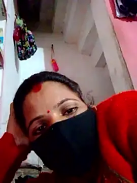 Snapshot of Bigg_bhabi chatting on 11/19/25, 09:59 Bigg bhabi online show from 11/19/25, 09:59