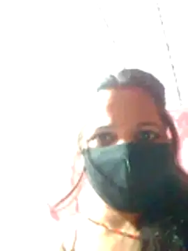 Snapshot of Bigg_bhabi chatting on 12/05/25, 01:25 Bigg bhabi online show from 12/05/25, 01:25