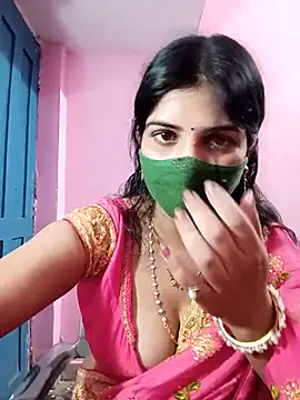Snapshot of JYOTIKUR_35 chatting on 04/04/26, 04:33 JYOTIKUR 35 online show from 04/04/26, 04:33