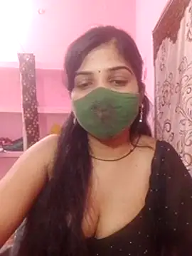 Snapshot of JYOTIKUR_35 chatting on 04/25/26, 04:37 JYOTIKUR 35 online show from 04/25/26, 04:37