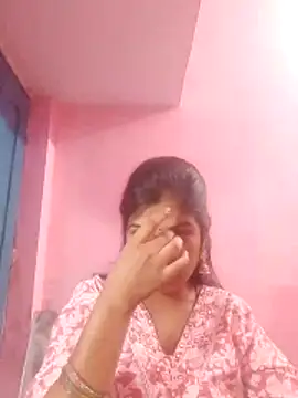Snapshot of JYOTIKUR_35 chatting on 05/06/26, 03:46 JYOTIKUR 35 online show from 05/06/26, 03:46