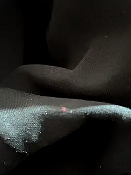 Ritik143jhil online show from 11/13/25, 12:48