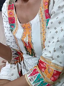 Asha devi90 online show from 04/26/26, 01:47